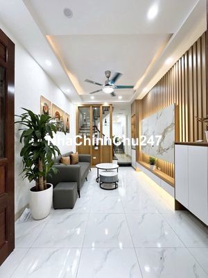 NHÀ ĐẸP TỨ LIÊN 5 TẦNG - 7 NGỦ- FULL NỘI THẤT - OTO ĐỖ CỬA - 7.1 TỶ