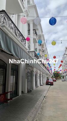 nhà phố liền kề , khu an ninh tuyệt đối, diện tích sử dụng lên đến 312