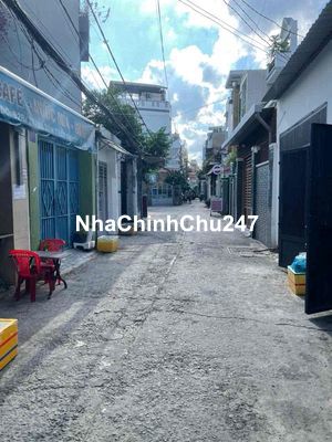 Bán gấp nhà chính chủ sát mặt tiền