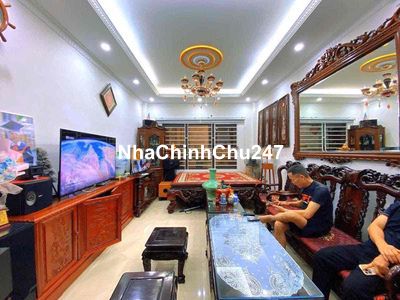 Có 102 ! Hoàng Quốc Việt ô tô, kinh doanh, dân trí cao, 39m2*5T