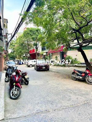 Bán Nhà Hoàng Quốc Việt 40M2, 5Tầng, 20M Ô Tô Tránh, Gần Phố, Giá Chỉ