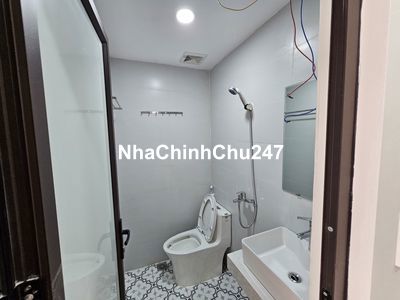 Bán căn hộ 2pn Hoàng Đạo Thành - ô tô đỗ cửa, có hầm ô tô