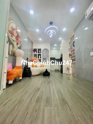 Nhà đẹp full nội thất Lý Chính Thắng P8 Quận 3 chủ gấp bán