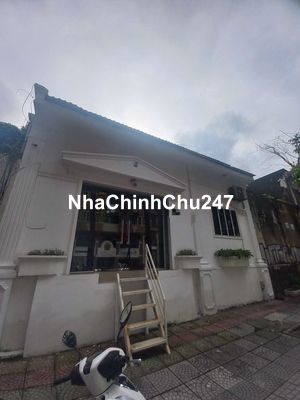 MT Chu Mạnh Trinh Bến Nghé Q1. 8x16.5m. Vỉa hè rộng. Nhiều cây xanh