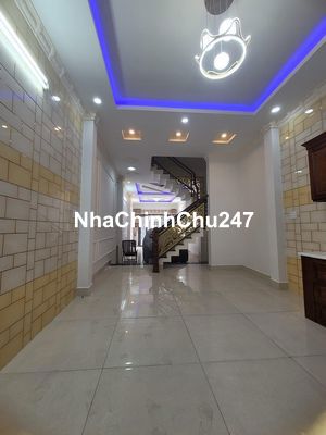 Ngộp bank bán gấp nhà Văn Thân,30 m2 3 tầng BTCT 3PN, chủ xây kiên cố