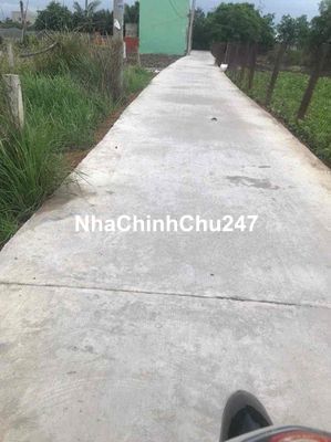 cần tiền bán gấp nhà 1tret 1 lau sổ hong rieng chinh chủ