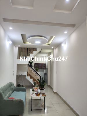 Nhà Chính chủ 1 trệt 3 lầu gần ngã tư Nguyễn Văn Cừ Trần Hưng Đạo, Q1