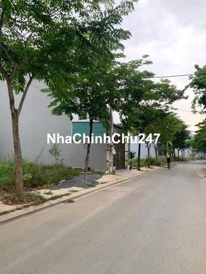 NGỘP BANK CẦN BÁN GẤP LÔ ĐẤT FULL THỔ CƯ 300M2, SHR, SANG TÊN CC NGAY