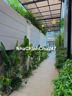 Chủ chuyển công tác ra Hà Nội cần bán Villa