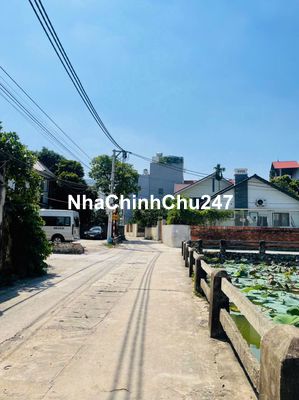 F0 CC BÁN View hồ, đường thông 4m,10m ra bãi đỗ xe, FULL THỔ NỞ HẬU