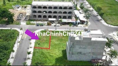 Bán lô góc 2 mặt tiền 7x17 full thổ cư ngay QLn2 Đức Hoà Long An 1ty