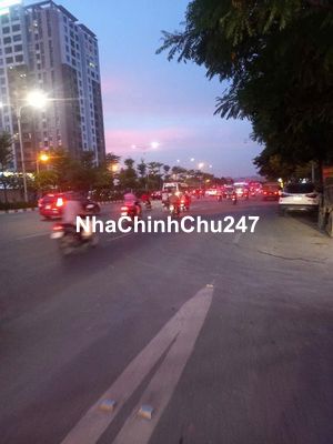 BÁN 51 m2 ĐẤT PHỐ ĐÀM QUANG TRUNG, 7 CHỖ VÀO NHÀ