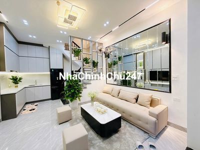 Bán Nhà Tôn Đức Thắng,Đống Đa 30m2-nhỉnh 5tỷ-chủ tặng full nội thất