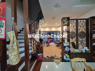 CHỦ CẦN BÁN GẤP, NHÀ DÂN XÂY, GARA OTO, GẦN PHỐ, 61M2 CHỈ 11 TỶ