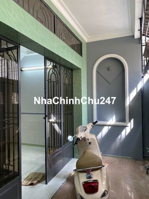 Bán nhà chính chủ, 5m x 12m, 4 phòng ngủ, ngay chân cầu Nguyễn Văn Cừ.