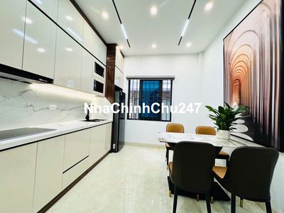 BÁN NHÀ CỔ NHUẾ-DIỆN TÍCH 40M2-CHỦ NHÀ SƠN TU SỬA LẠI ĐẸP LUNG LINH