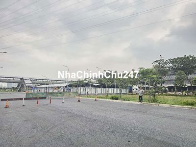 Gần ga metro sát Q2 cách  hẻm oto 10m hẻm dân trí lâu đời chính chủ