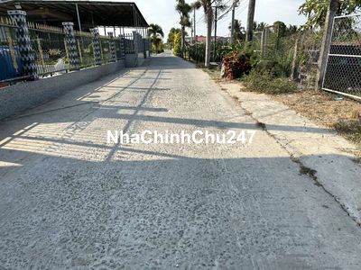 2400m2 Sẵn Thổ Cư. 2 tỷ 799 triệu. Đường Xe Tải. Sổ sẵn.  Nền cao