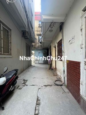 Nhà nhỏ có sổ. dành cho gia đình ít người.