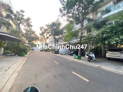 chính chủ cần bán nhà phố  ven sông 154m2 giá 16.4 tỷ chốt nhanh