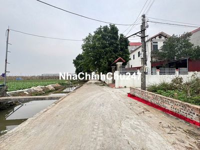 Bán 70m đất lô góc, thôn Ấp 1, Tiền Phong, Mê Linh, HN. Giá 3,58 tỷ.