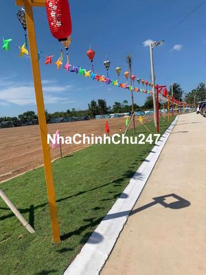 Chỉ 280tr mua được lô đất 500m ,shr ,TC 200m ,có suối ,KCN Phú Riềng