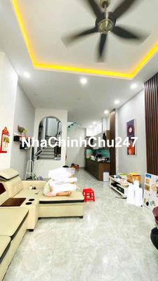 bán nhà chính chủ ĐHT23, 40m2,