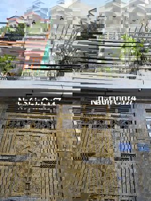 Nhà đẹp Sổ Riêng chính chủ kẹt tiền cần bán nhanh.