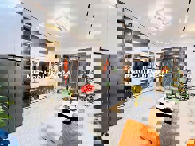 Chính chủ! Huỳnh Thúc Kháng, ô tô, kinh doanh, gần phố, 53m2 giá tốt