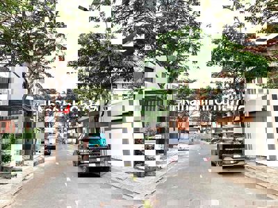 Nhà Bán Ngay Nút Giao Bình Thái , Ga Metro. Vào Trung Tâm Sát Bên