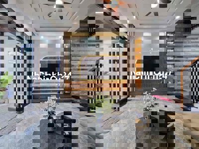 Chính chủ Gởi Bán Nhà 3 Tầng Đường Bùi Thiện Ngộ Khu Hoà xuân !!