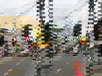 Bán lô đất 77m2 ko lộ giới, ngang 5,4m, xe tải thông ra Phạm Văn Đồng