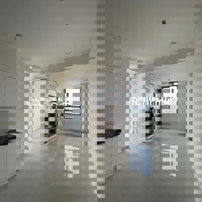 Chủ cần bán căn hộ 3pn3wc chung cư saigon intela giá 2.2ty