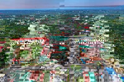 Nhà và mặt bằng trung tâm chợ Hoà Nam, Cách trung tâm Bảo Lộc 12km
