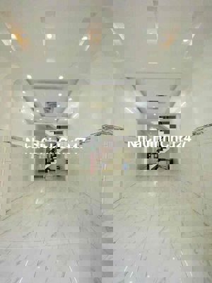 Nhà mặt tiền đường số 7, khu dân cư Nam Long, xe hơi ngủ trong nhà