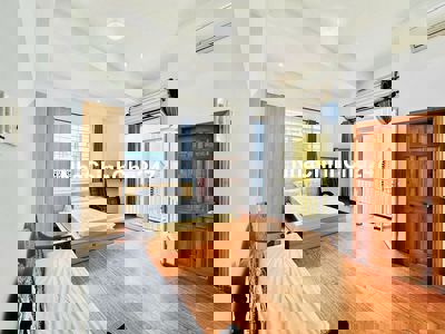 Căn hộ Quận 10 cao cấp Full Nội Thất - Ngay Vòng Xoay Dân Chủ