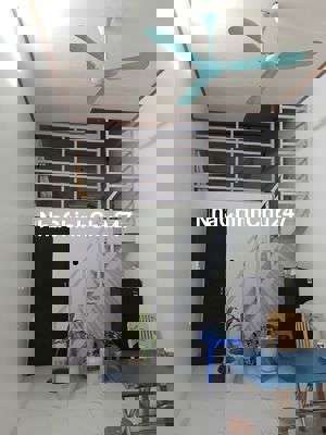 HÀNG HIẾM VĨNH QUỲNH – 40M² – NHÀ CẤP 4 Ở NGAY – SỔ ĐỎ – GIÁ 3,45 TỶ