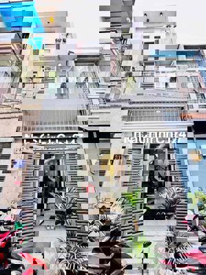 tôi chính chủ cần bán căn nhà 1 trệt 2 lầu thạnh lộ 26 ngay ngã tư ga