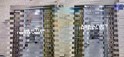 Nhà cấp 4, gần chợ, gần bệnh viện, khu Tên Lửa