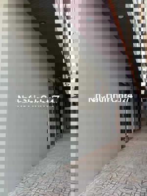 Bán nhà 1 trệt 1 lầu 2PN, 2 toilet, cách chợ Tam Bình Thủ Đức 100m