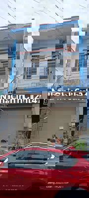 Bán nhà mặt tiền vị trí cực đẹp giá tốt ,gần siêu thị Aeon