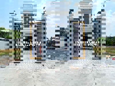 Bán Nhà Hoàn Công Thị Trấn Đức Hoà