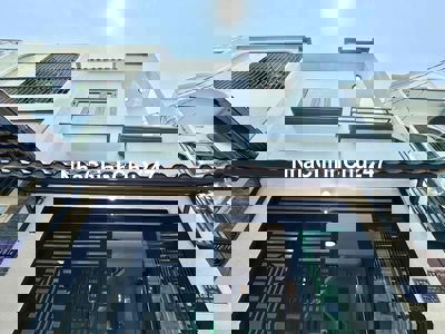 Nhà SHR 1 Lầu, Nhà Mới Đẹp, Ngay Trung Tâm Quận 12. Giáp Ranh Gò Vấp