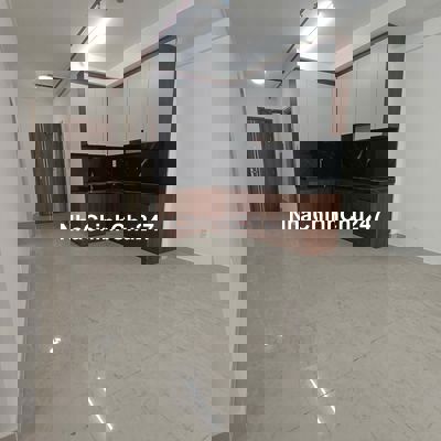 Bán căn góc 3pn 86m2 – view Sài Gòn.giá 1.98 tỷ Sổ sẵn hỗ trợ vay.