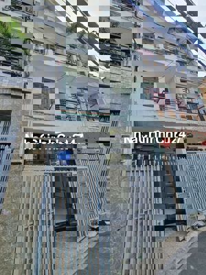 Nhà trệt 3 lầu 5pn 4×12 shr đường 7m nhựa sát bên chợ Hiệp Thành Q12