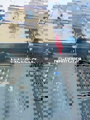 59m², xây 4 tầng, mặt tiền rộng 6.6m, giá 8 tỷ Nam Dư