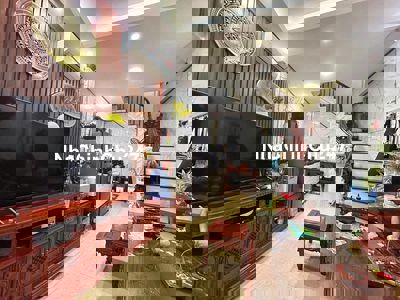 Siêu hiếm! Bán nhà Lê Đức Thọ 4T, MT 5m, 38m2. Giá chỉ 6,3 tỷ lệ.