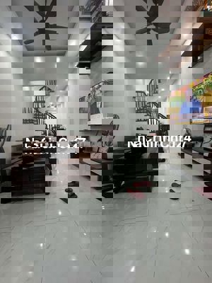 Nhà Miêu Nha, Tây Mỗ 6,4 tỷ - 39m2- 5 tầng. Ngõ rộng, 100 ra ôtô tránh