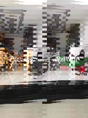 Bán nhà chính chủ 1lửng 2 lầu
