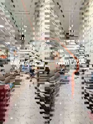 💥💥💥NHỈNH 3 TỶ NHÀ 2 LẦU  - CN 40M HẼM XE HƠI ĐỖ TRƯỚC CỬA 💥💥💥